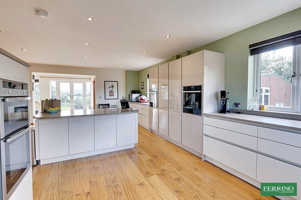Kitchen Breakfast Room