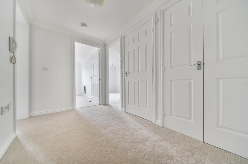 1349665-12-68b951...