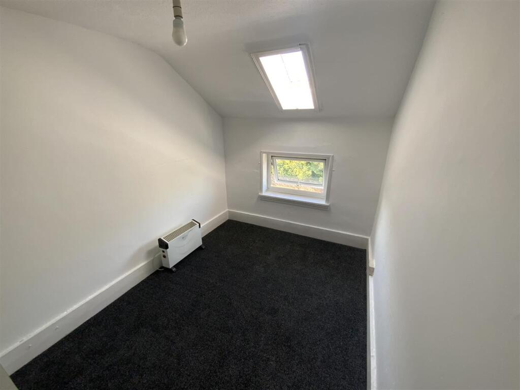 Flat 8