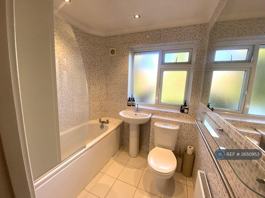 Upstairs Bathroom