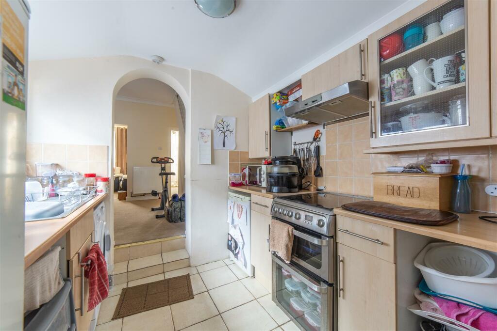 5 Gilwern Place-9.jpg