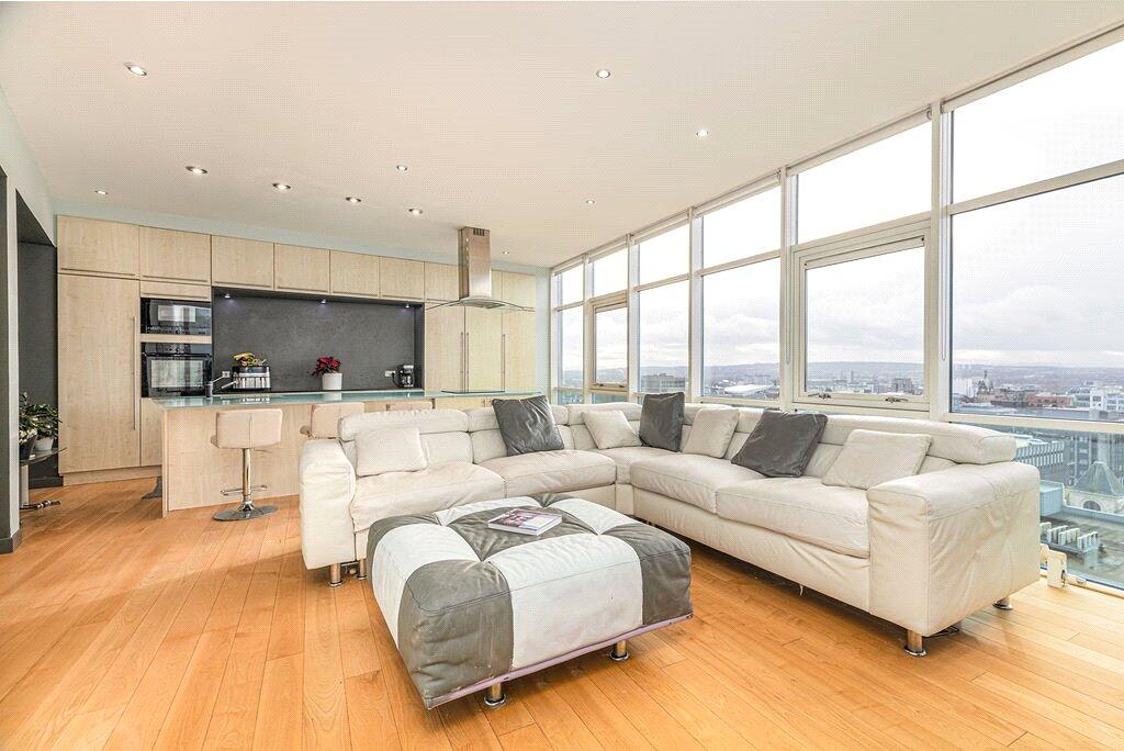Living/Kitchen