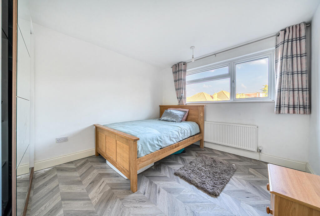 1384234-14-692094...