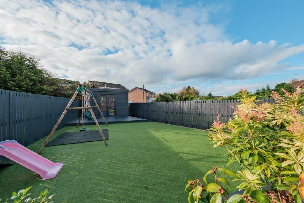 037-8 Curlinghaugh Crescent ML2 8JR.jpg