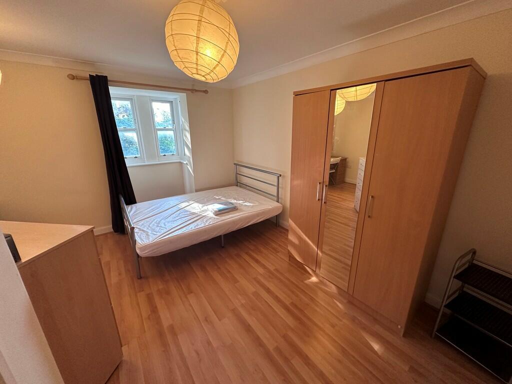room 2 fffd 03