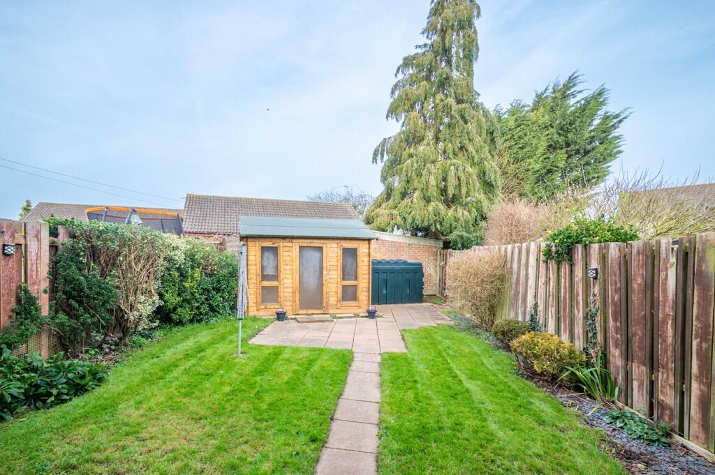 22 Icknield Close...