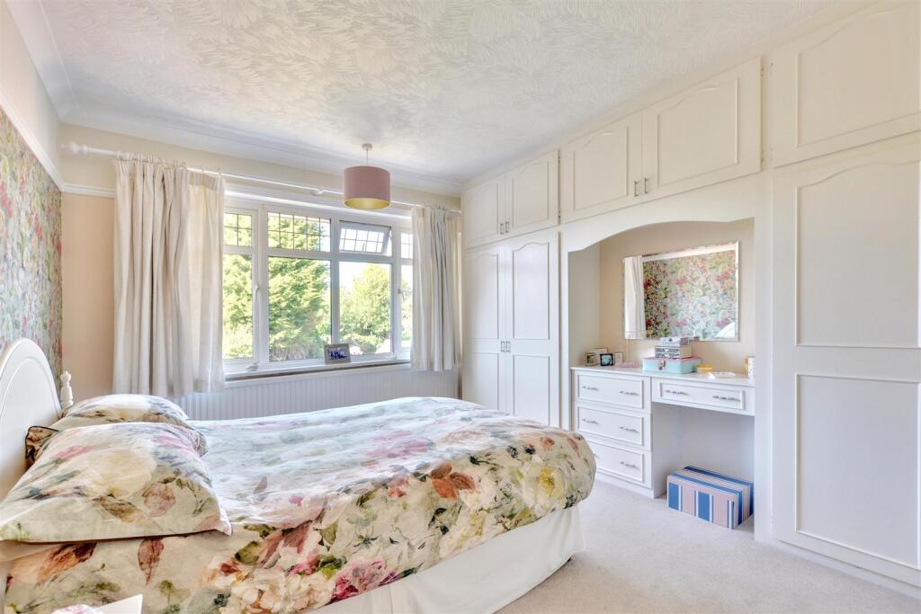 Bedroom One_1.jpeg