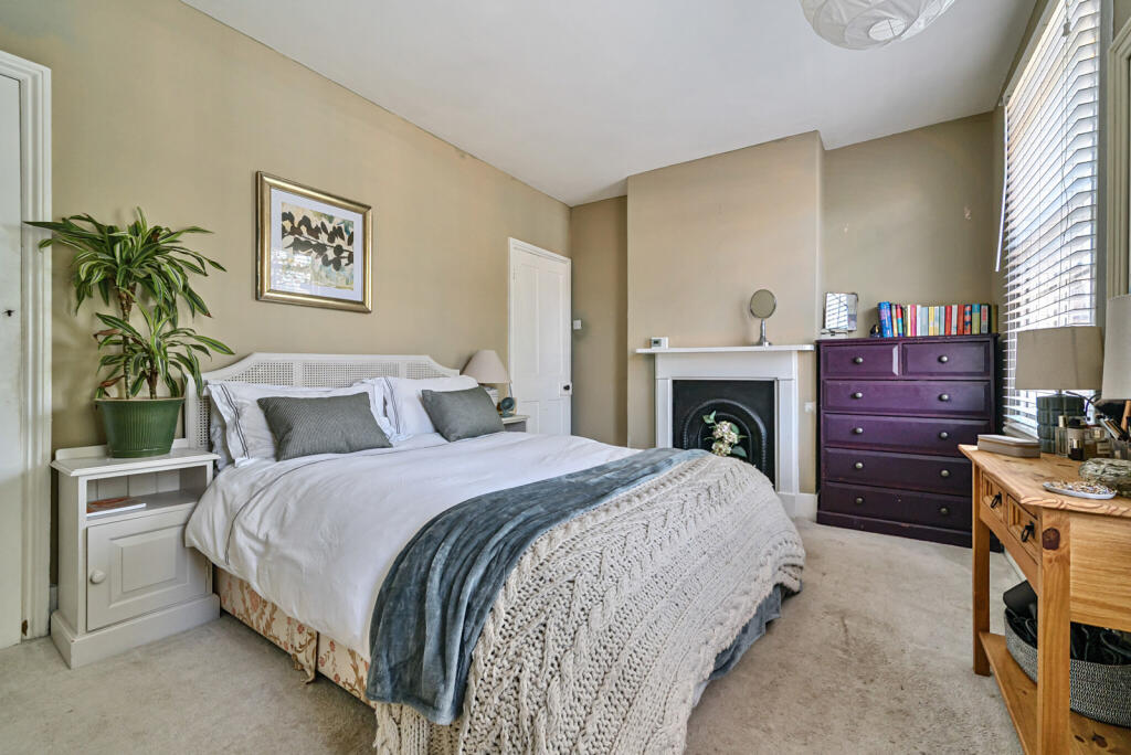 1317920-2-6867eb0...