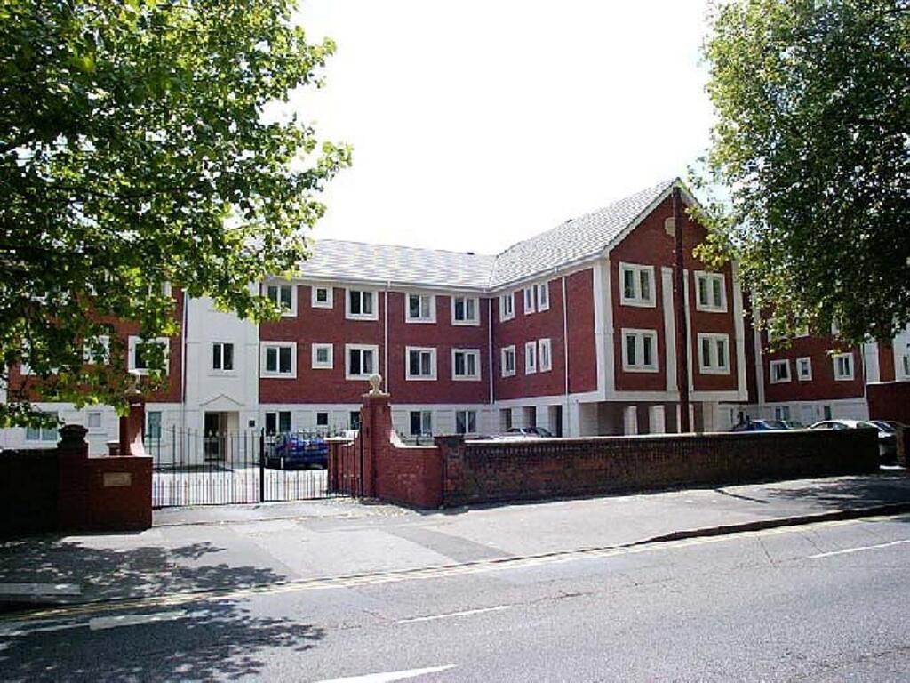 Main image (Main)
