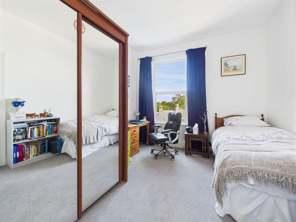 CAM03974G0-PR0140...