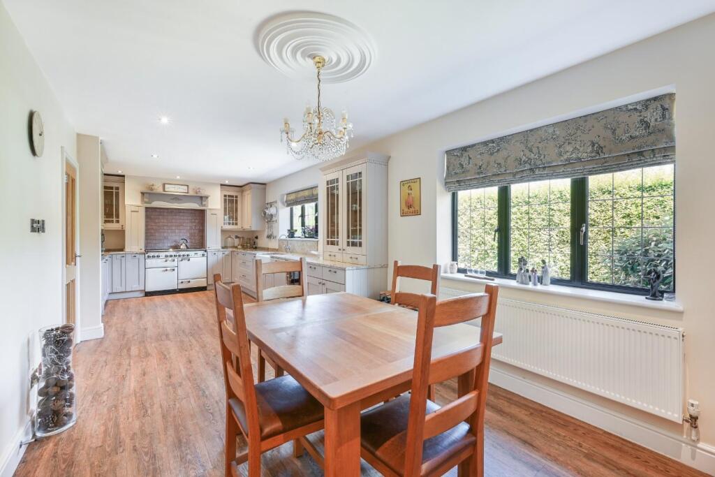 TADORNE ROAD (8).jpg