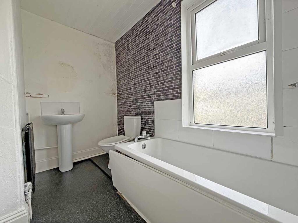 Maristow Avenue 46 - Bathroom New.jpg