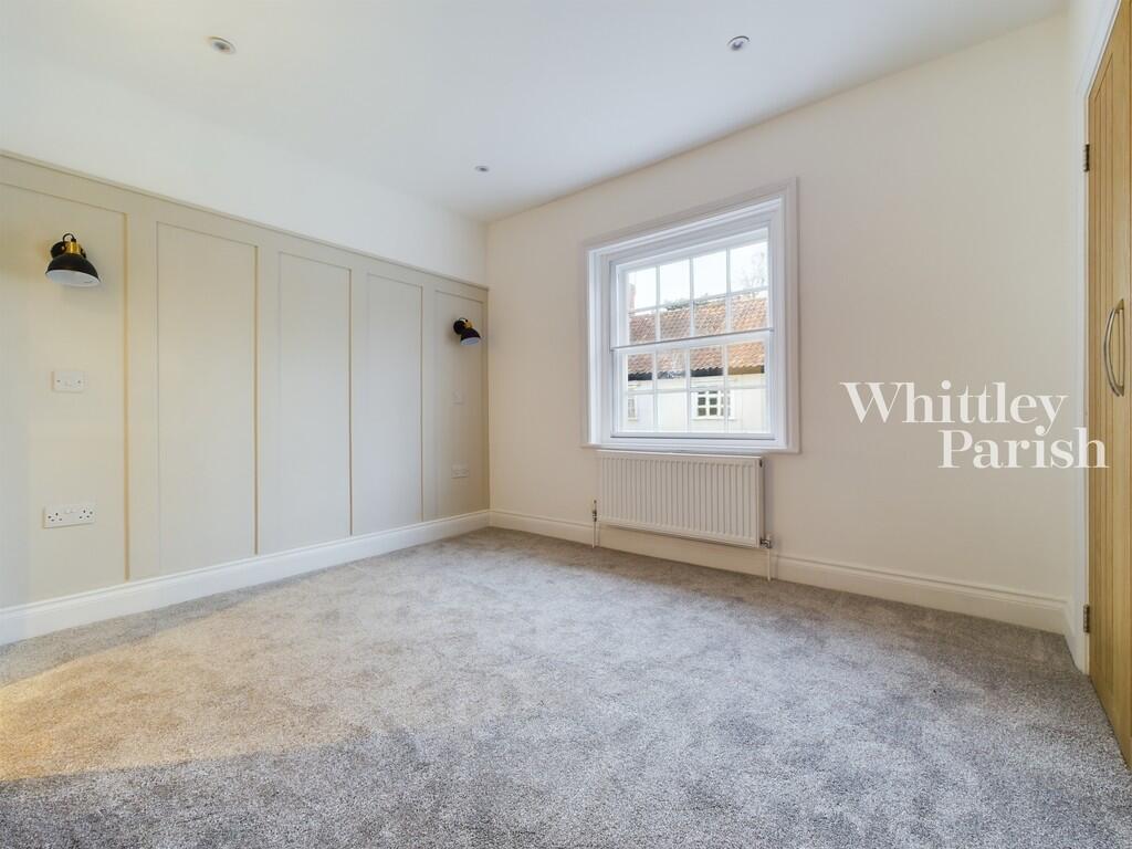 CAM04332G0-PR0071...