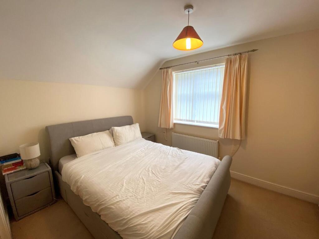 mulberry bedroom 1.jpg