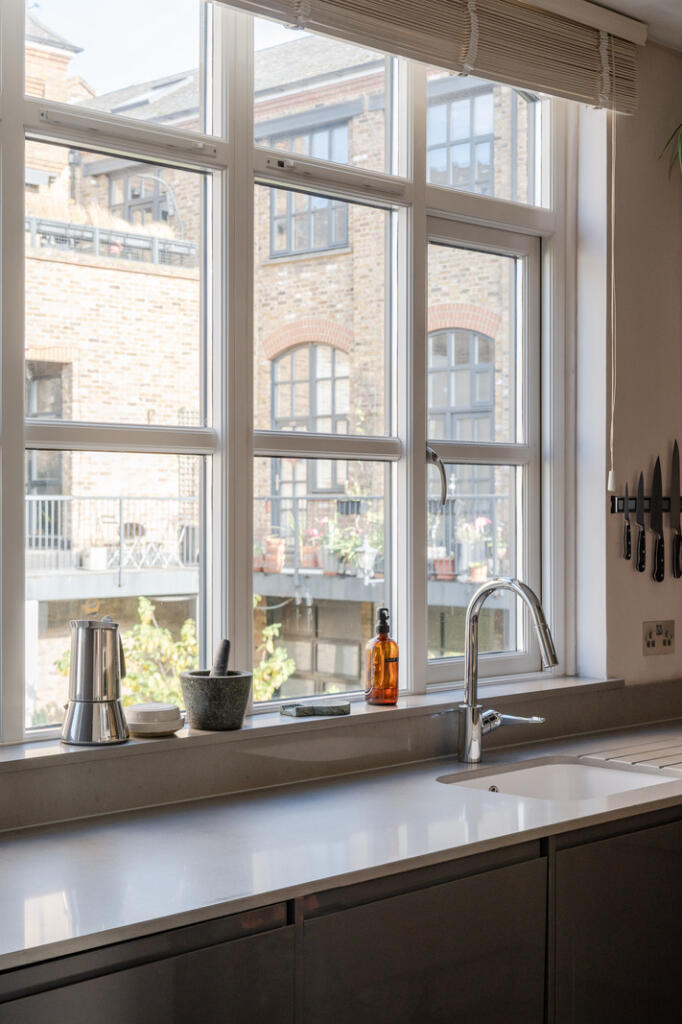 318501 - Independent Place, London E8 - high re...