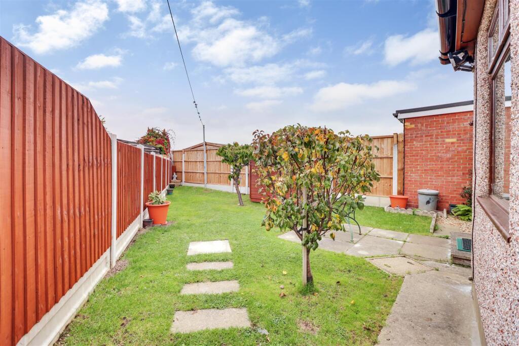 16 LAUREL AVENUE NEW-12dp.jpg