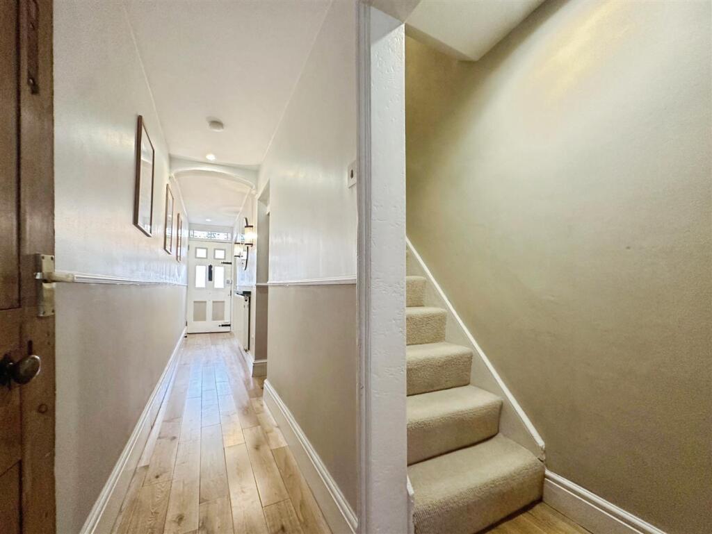 0d0fdb1c--4270-B59C-879687A7B31E-43241-00000C3CADE