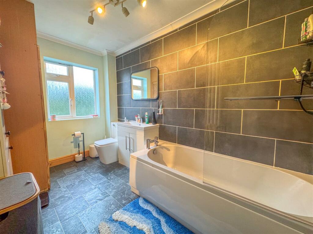 Arbury Road - Image-13.jpg