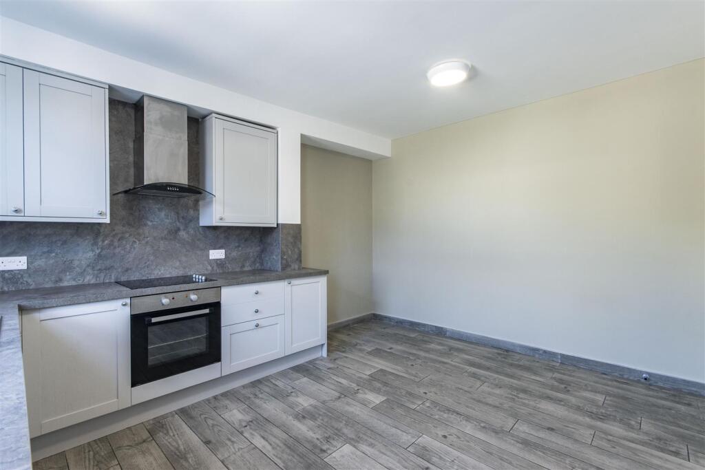 Re-Fitted Kitchen/Diner