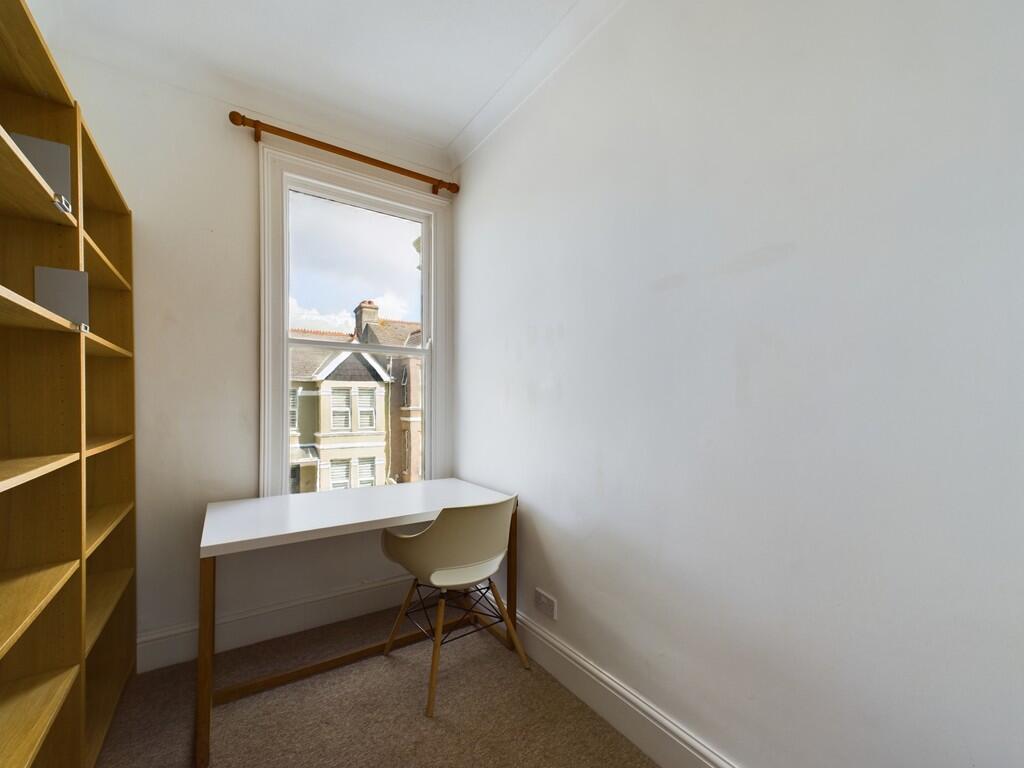 CAM02091G0-PR0043...