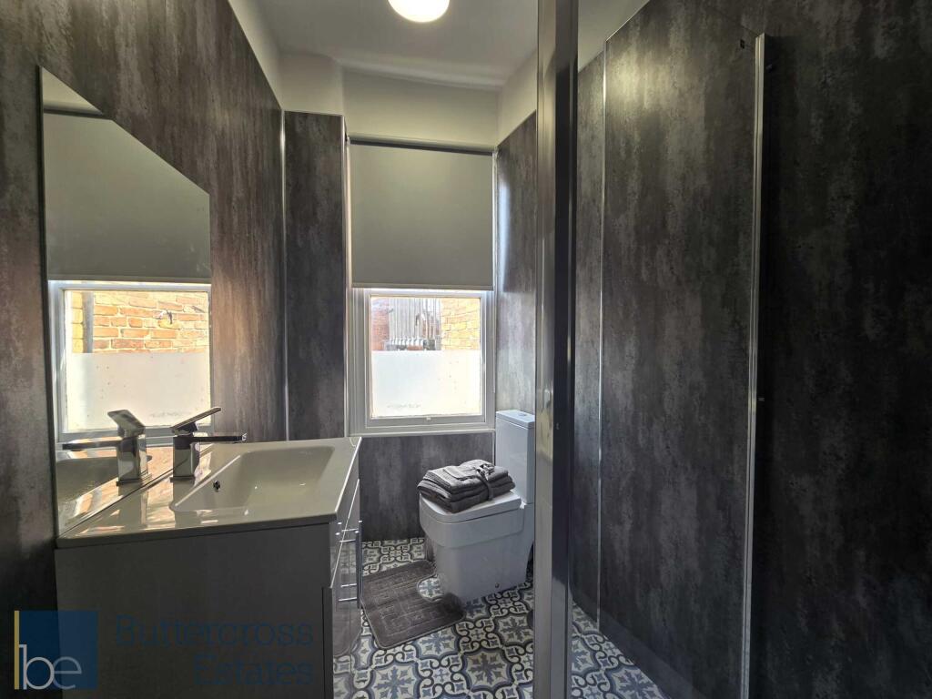 Bathroom - Copy.jpeg