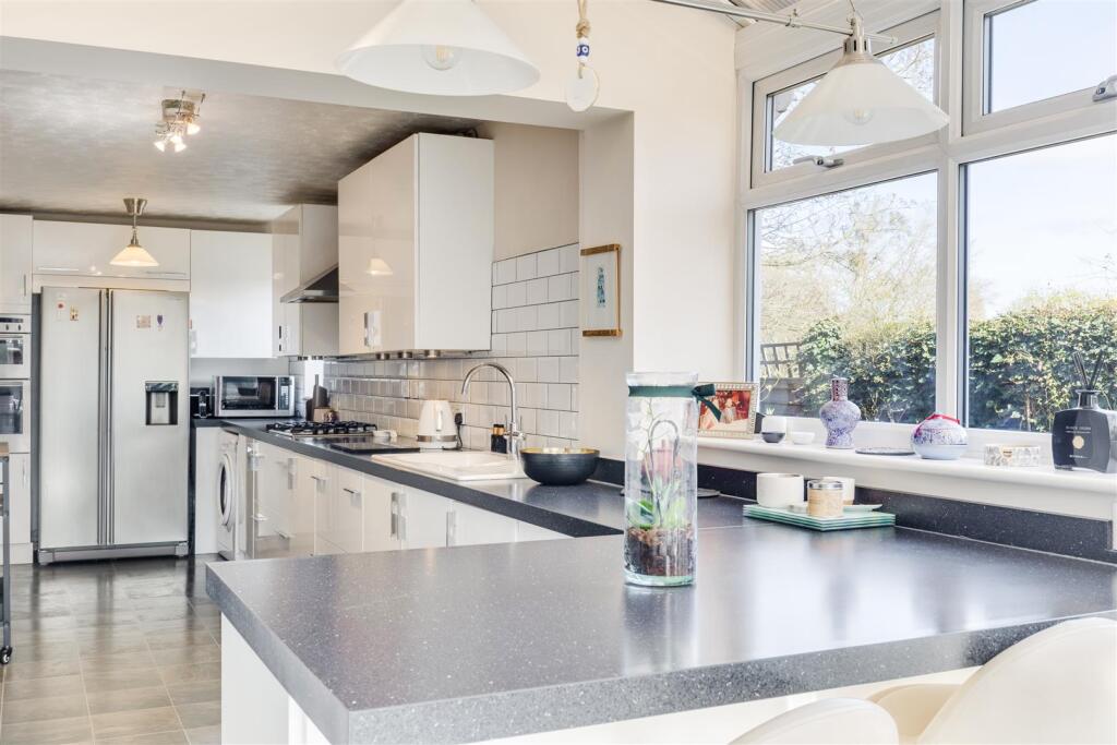 Howard Gate 1-19.jpg