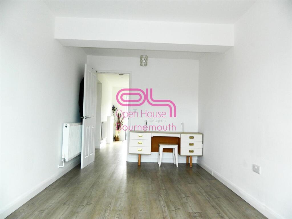 Dining / Bed Room 1