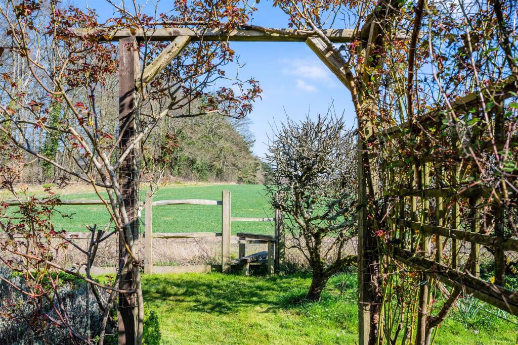 PEBBLECOMBE LEA (24).jpg