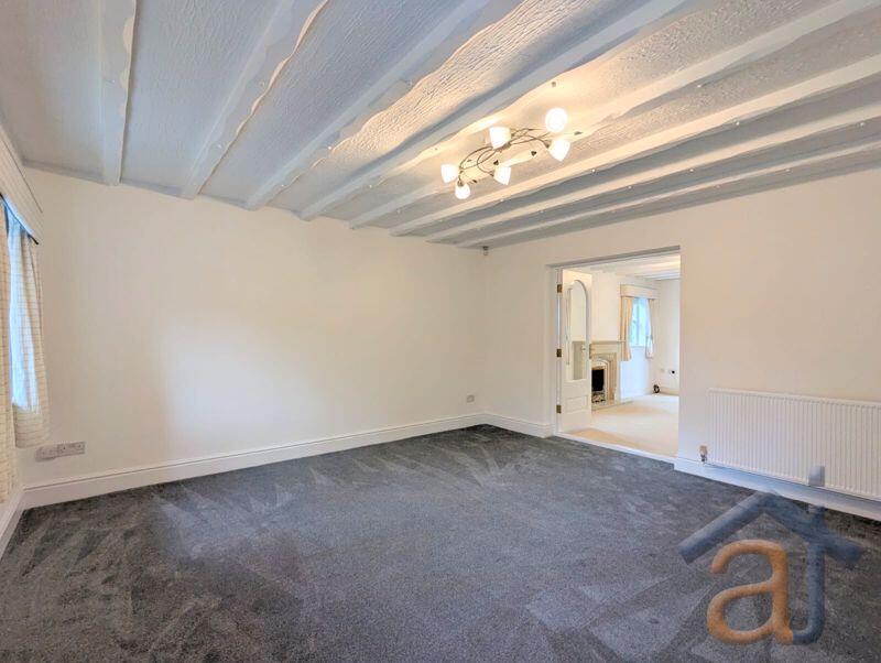 Sitting/Dining Room