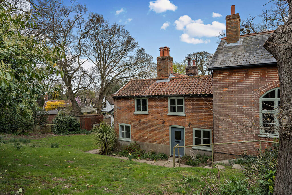 8642411-exterior0...