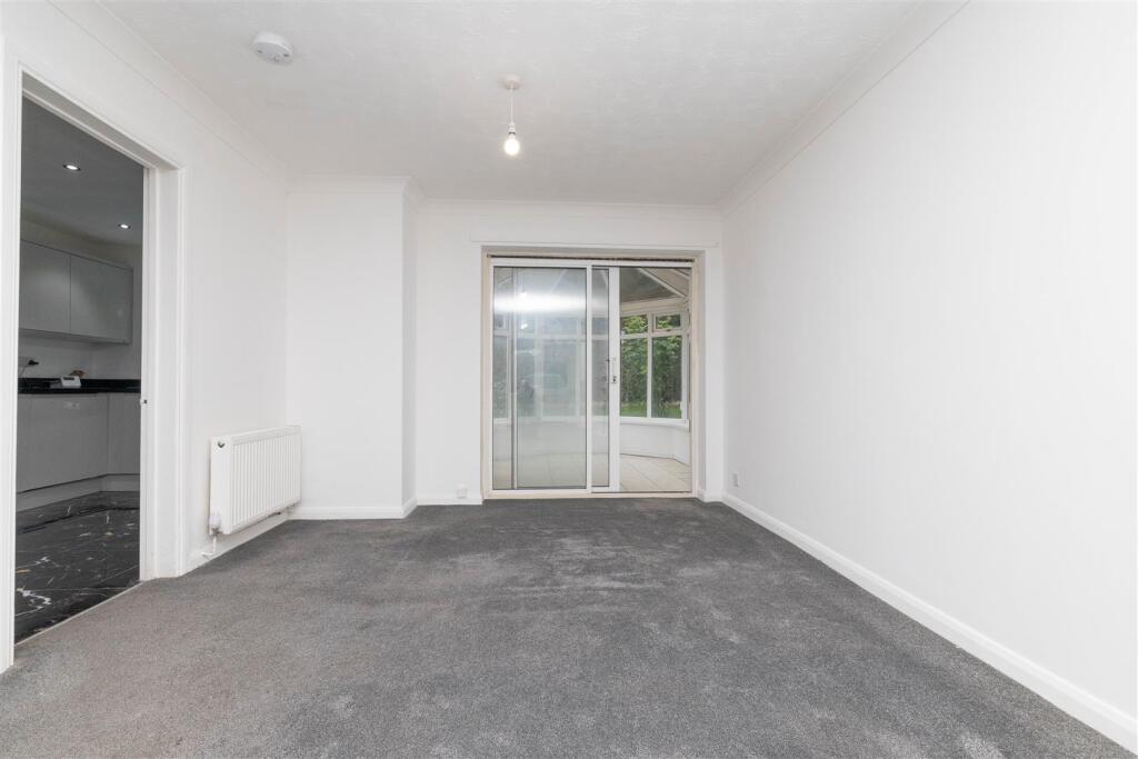 Lounge Dining Room