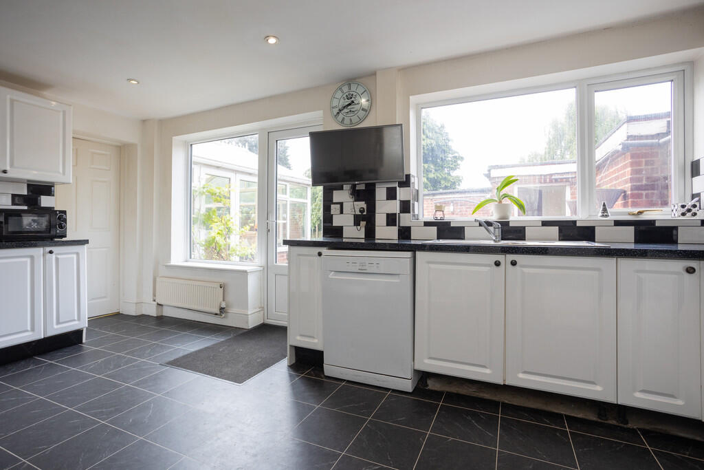 38 Fowler Ave - 0...