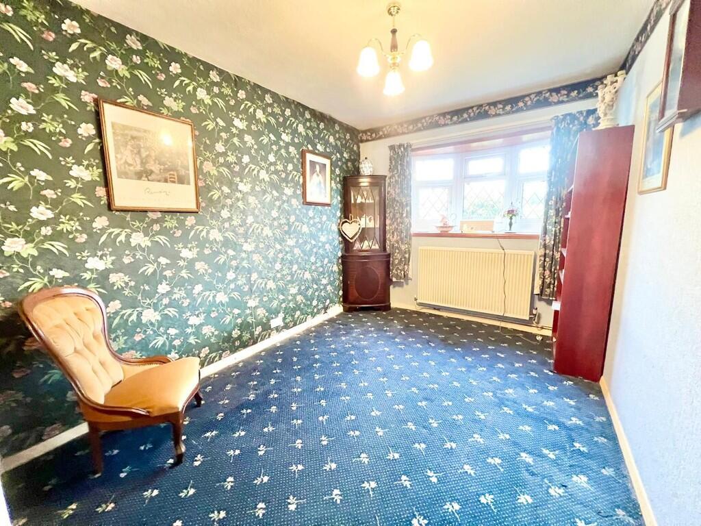 IMG-20250204-WA00...