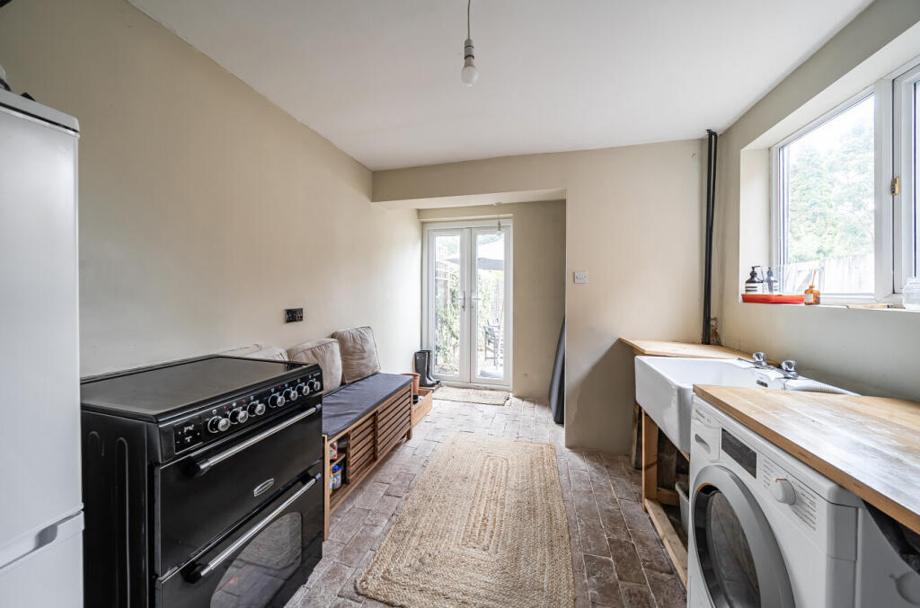 1344477-21-68af12...