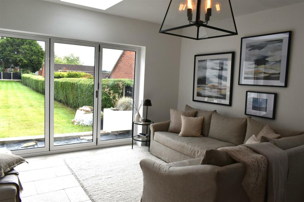 sun room 4.JPG