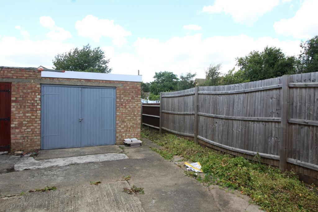garage.jpg