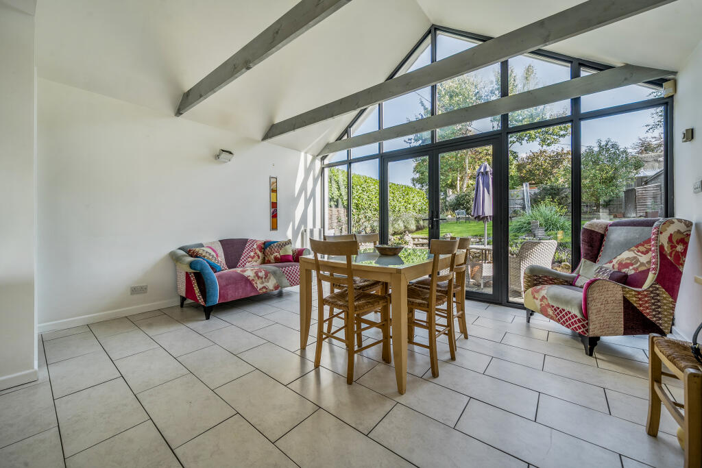 1356642668cd760f15660