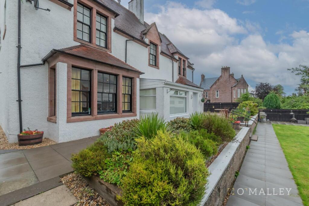 69. External Rear 3.jpg