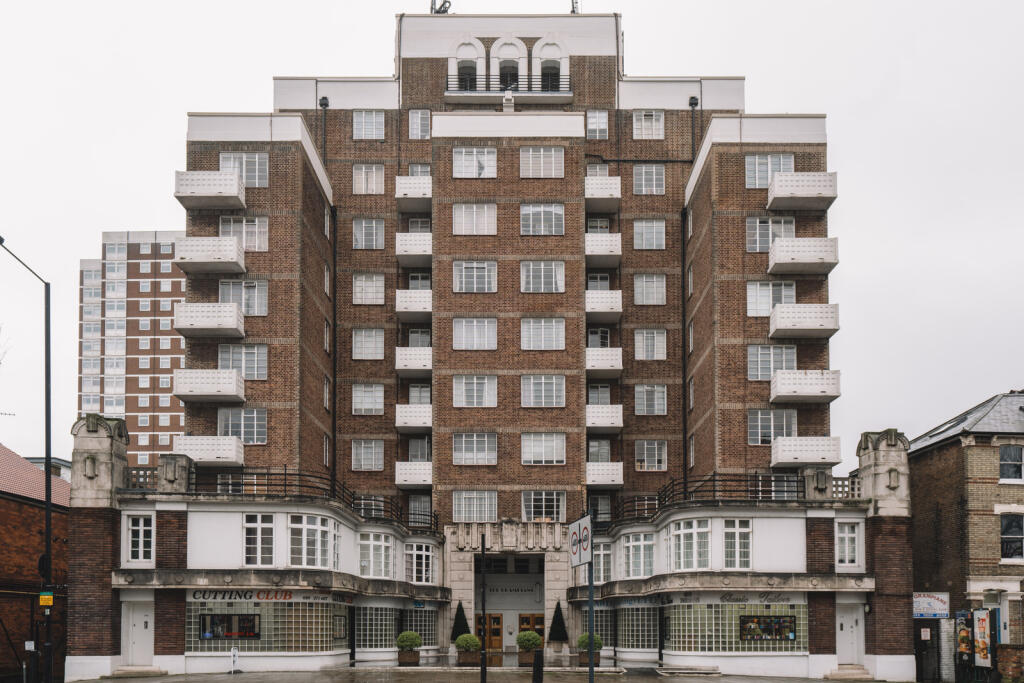 256567 - 144TheGrampians_HighRes-01.jpg