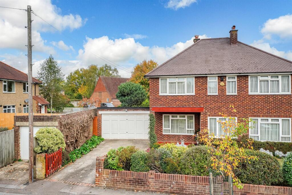 36-Girton-Way-1045.jpg