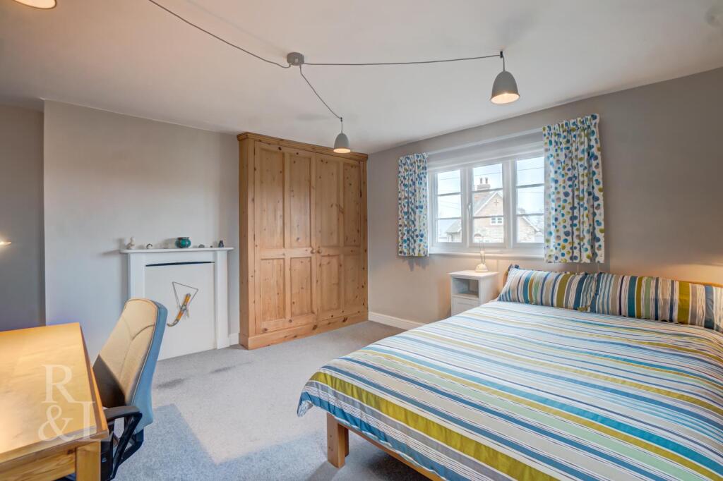 Grange Farm House (16).jpg