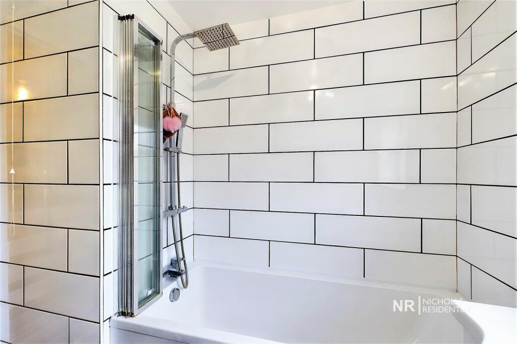 Bathroom Extra Photo