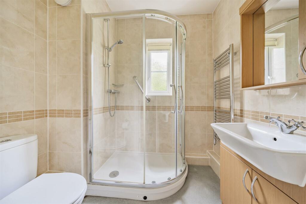 Shower Room.jpg
