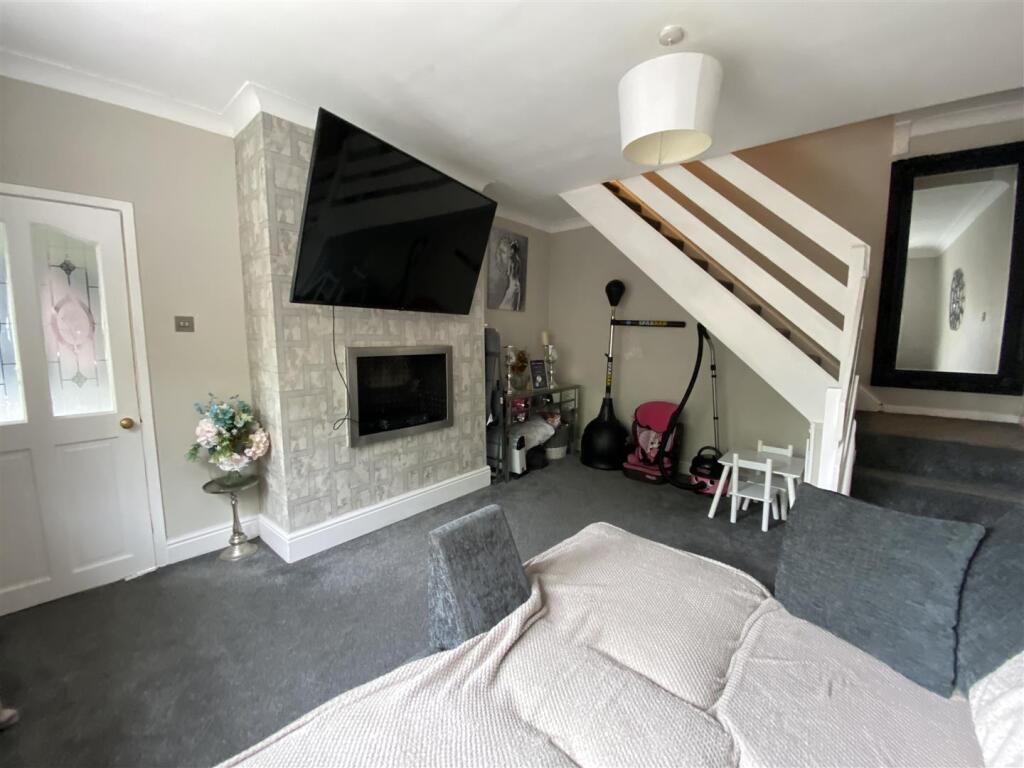 Lounge: