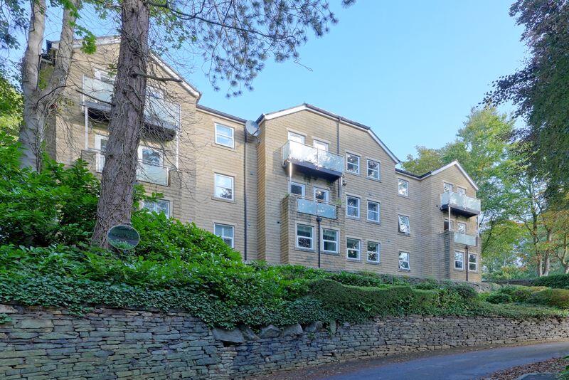 Front External &amp; Balcony