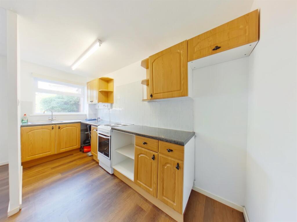 Kitchen Pic (14).jpg