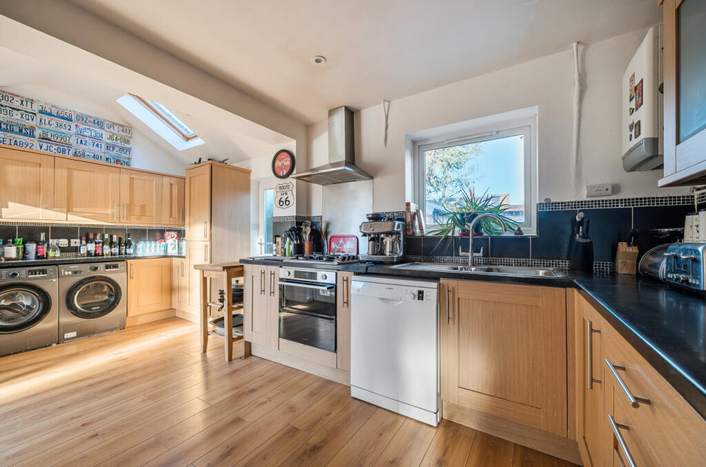 1382443-13-691eea...