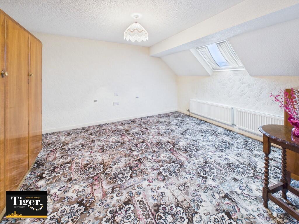 CAM02176G0-PR0788...