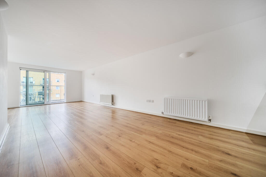 1341104-9-68a48fb...