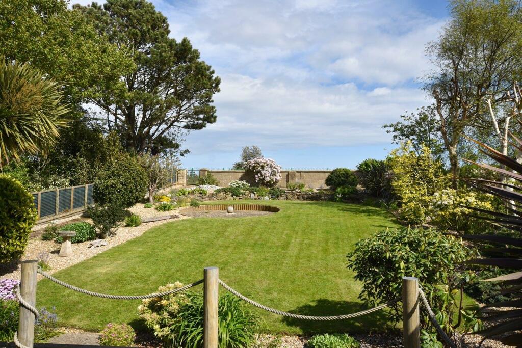 GARDENS FRONT.JPG